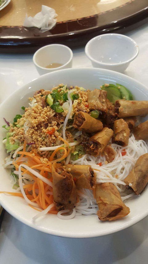 Huong Giang Bun Bo Hue - Accommodation Gladstone 0