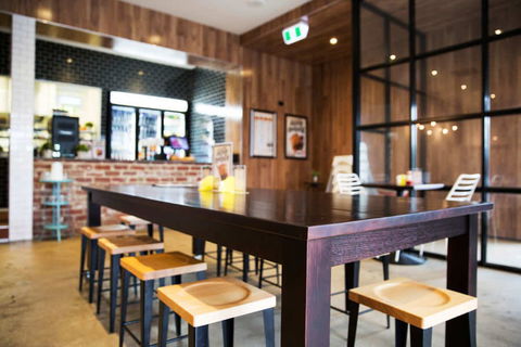 The Paper Cup Cafe - Accommodation Gladstone 0