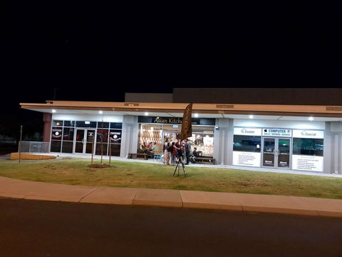 Asian Kitchen - Treendale - Accommodation Gladstone 0