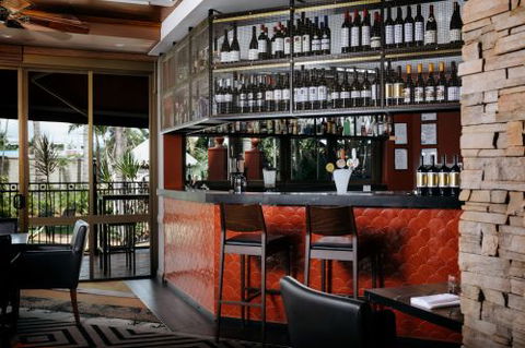 Southbank Grill - Accommodation Gladstone 2