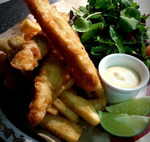 Daily Dose Cafe Wine Bar - Accommodation Gladstone 10