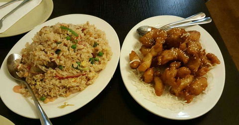 Golden York Chinese Restaurant - Accommodation Gladstone 0
