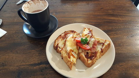 Grindstone Coffee House - Accommodation Gladstone 0