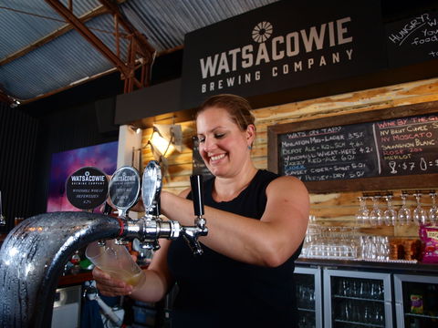 Watsacowie Brewing Company - Accommodation Gladstone 1