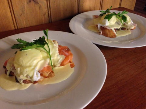 Wilkies Cafe - Accommodation Gladstone 2