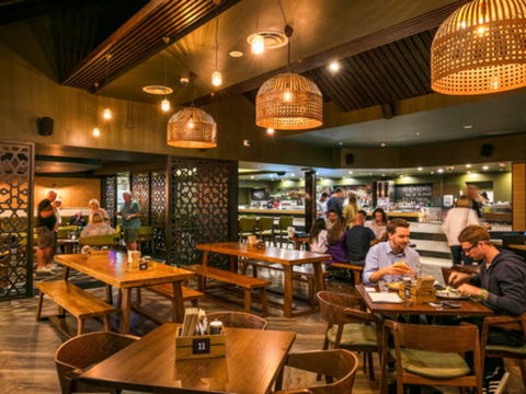 Caringbah Hotel - Accommodation Gladstone 2