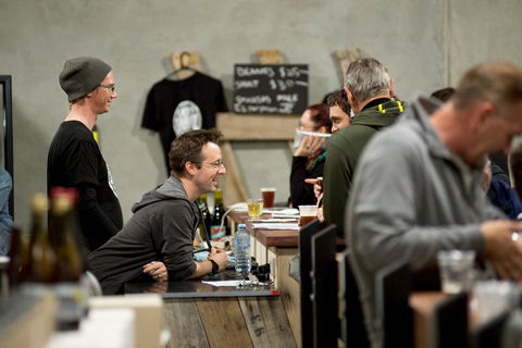 Left Barrel Brewing - Accommodation Gladstone 1