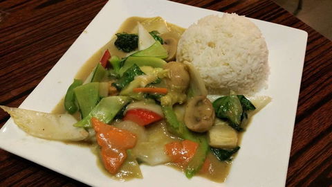 Things Of Thai - Accommodation Gladstone 0