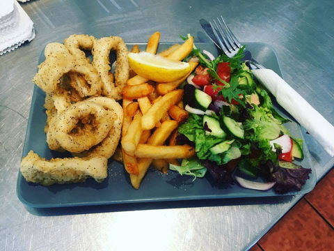 Samford Seafood & Burger Bar - Accommodation Gladstone 0