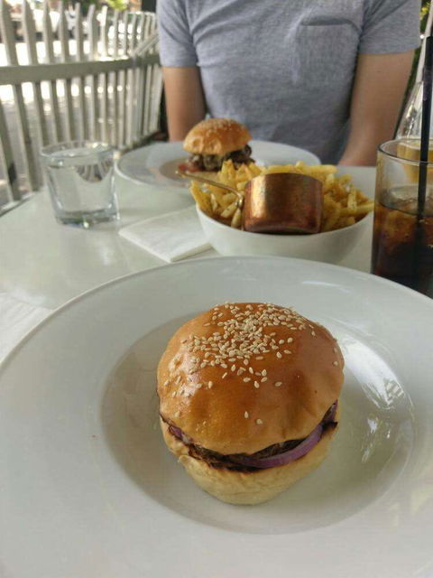 White House [Fortified] Food + Wine - Accommodation Gladstone 0