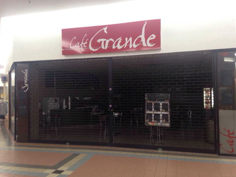 Café Grande - Accommodation Gladstone 0