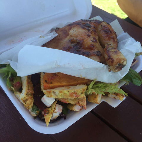 Chicko's - Accommodation Gladstone 0