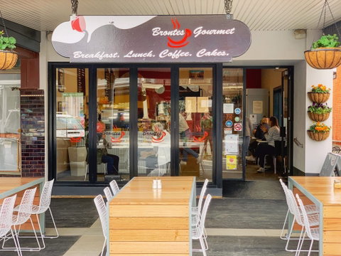 Brontes Gourmet - Accommodation Gladstone 0
