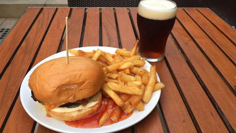 Terrey Hills Tavern - Accommodation Gladstone 0