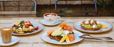 The Coffee Emporium - Accommodation Gladstone 0