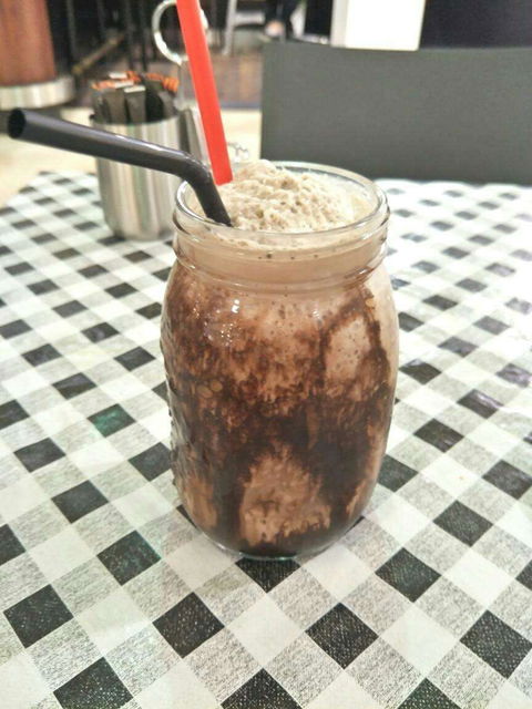 Brewed Coffee House - Accommodation Gladstone 0