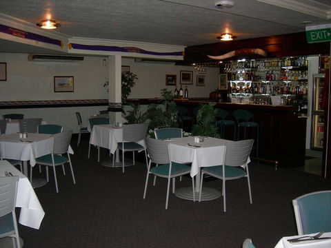 The Blue Heeler Licensed Restaurant - Accommodation Gladstone 0