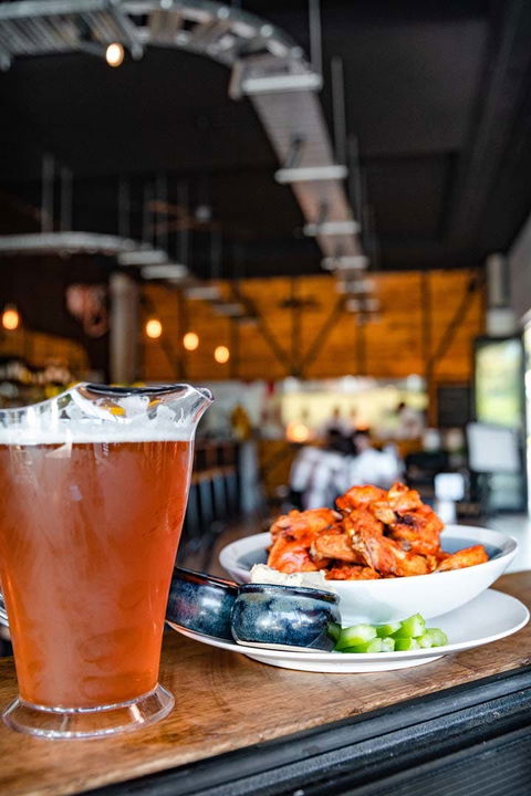 Hitching Post Bar + Grill - Accommodation Gladstone 0
