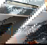 Pirate's Grill - Accommodation Gladstone