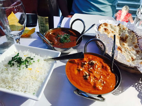 Taj Tandoori Indian Restaurant - Accommodation Gladstone 0