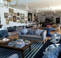 Paper Daisy - Accommodation Gladstone