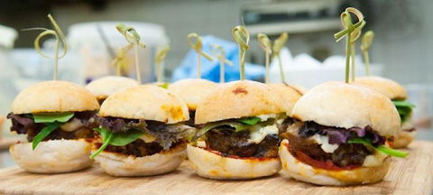 Agatha's Licensed Cafe - Accommodation Gladstone 0