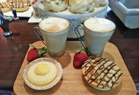 Agatha's Licensed Cafe - Accommodation Gladstone 8