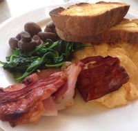 Royston Park Cafe - Accommodation Gladstone