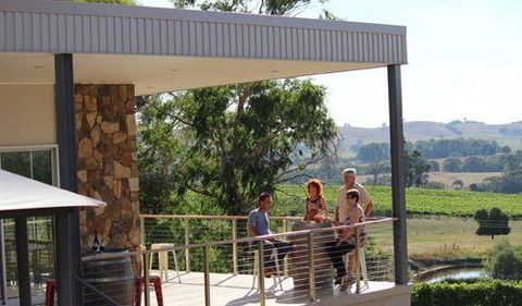 Courabyra Wines Restaurant - Accommodation Gladstone 4