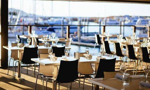 Pier Restaurant - Accommodation Gladstone 10