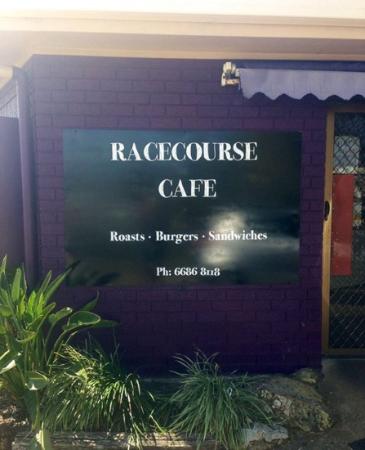 Racecourse Cafe - Accommodation Gladstone 0
