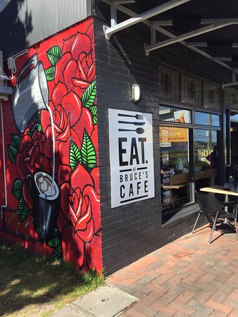 Bruce's Cafe - Accommodation Gladstone 0