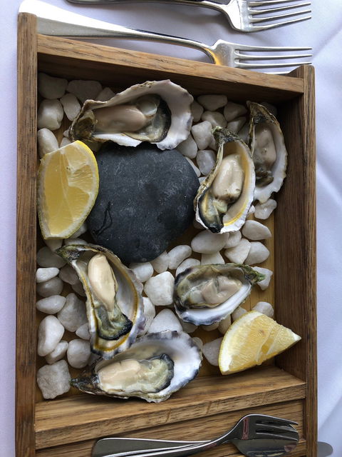 C Restaurant - Accommodation Gladstone 29