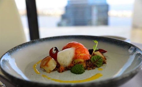 C Restaurant - Accommodation Gladstone 12