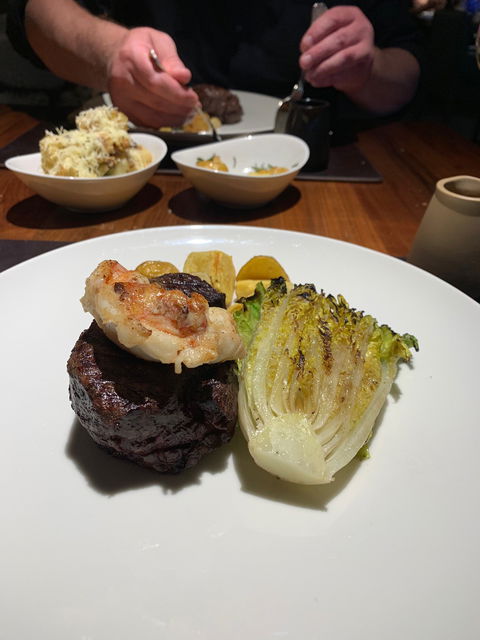 Landscape Restaurant & Grill - Accommodation Gladstone 6