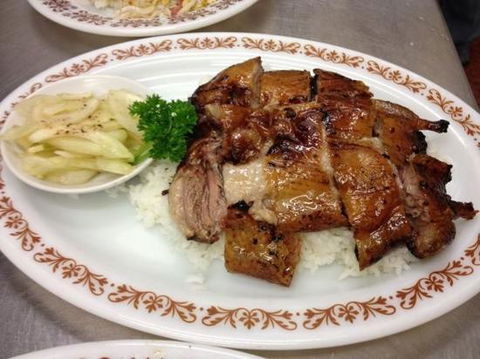 Canton Restaurant - Accommodation Gladstone 0