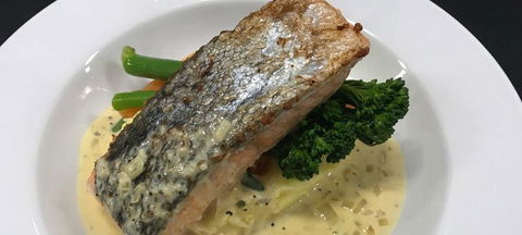 Diggers By The Park Brasserie - Accommodation Gladstone 3