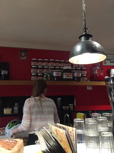 Aix Cafe Creperie Salon - Accommodation Gladstone 3