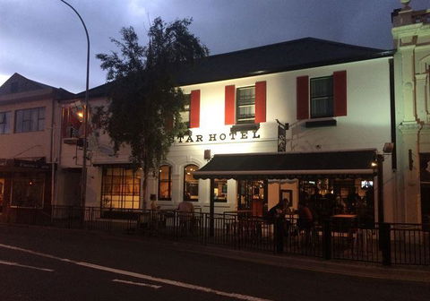 Star Bar Cafe & Hotel - Accommodation Gladstone 9