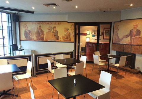 Star Bar Cafe & Hotel - Accommodation Gladstone 7