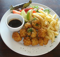 Beachfront Hotel - Accommodation Gladstone