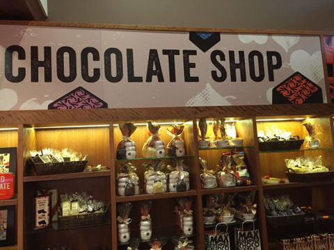 Max Brenner - Accommodation Gladstone 1
