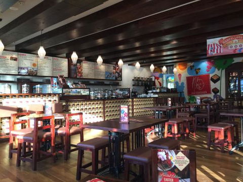 Max Brenner - Accommodation Gladstone 0