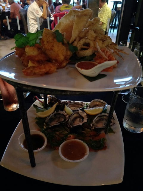Ochre Restaurant & Catering - Accommodation Gladstone 9
