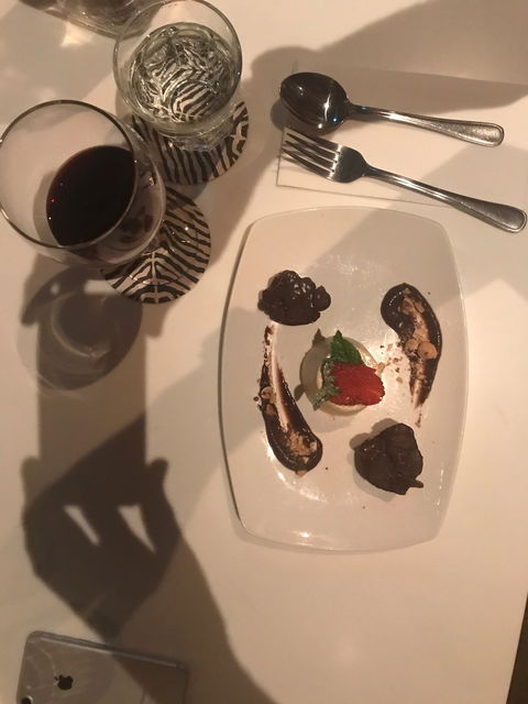 Waterbar & Grill Steakhouse - Accommodation Gladstone 6