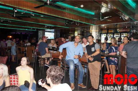 Mojo @The Ambassador Hotel - Accommodation Gladstone 2