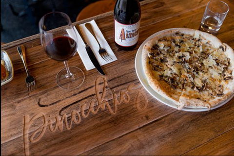 Pinocchios Wine & Pizza Bar - Accommodation Gladstone 0