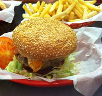 Bernies Diner - Accommodation Gladstone