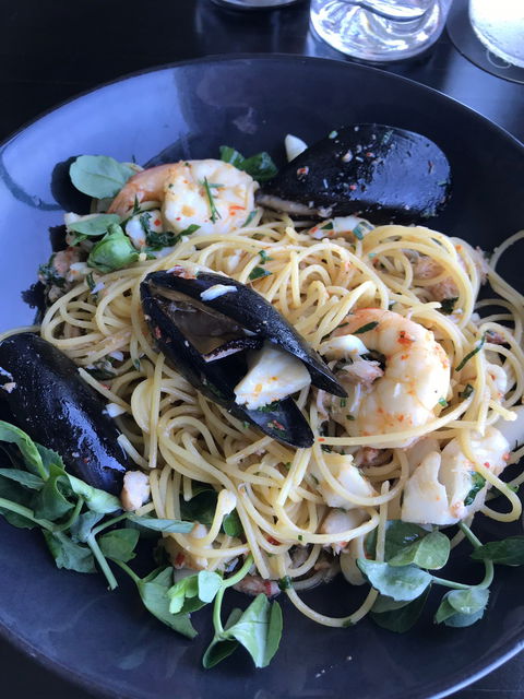 Pier 11 Restaurant  - Accommodation Gladstone 3