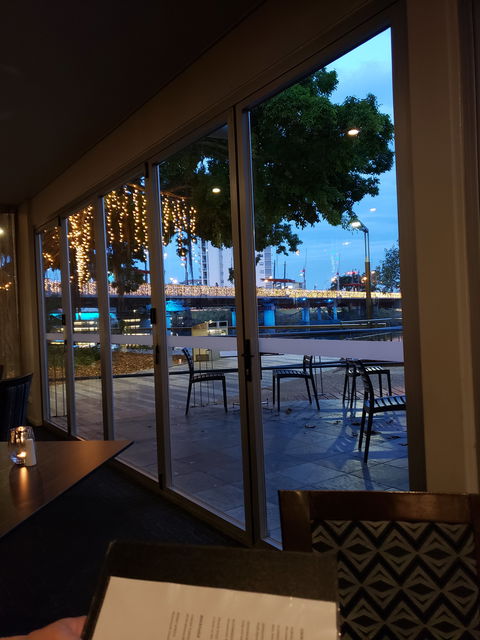 A Touch Of Salt Restaurant - Accommodation Gladstone 6